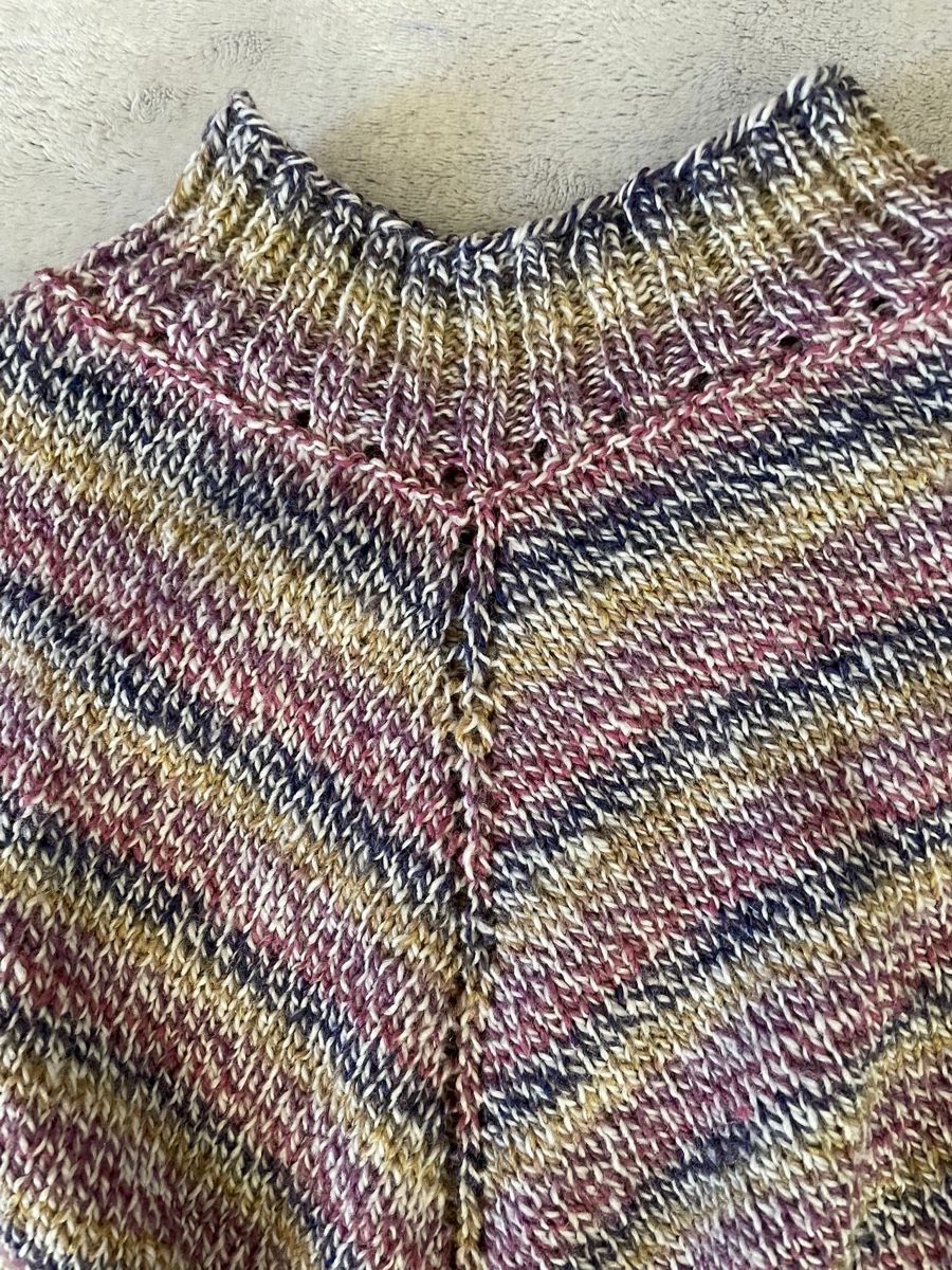 Altro in Moda donna: Poncho tricoté à rayures multicolores, taille unique – Nuovo (secondo la descrizione) da Vuippens venduto da ale_6gkb 1