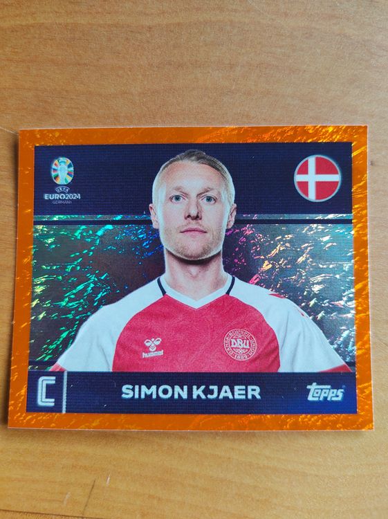 SIMON KJAER seltener oranger Rahmen Topps Euro 2024 Sticker | Kaufen ...