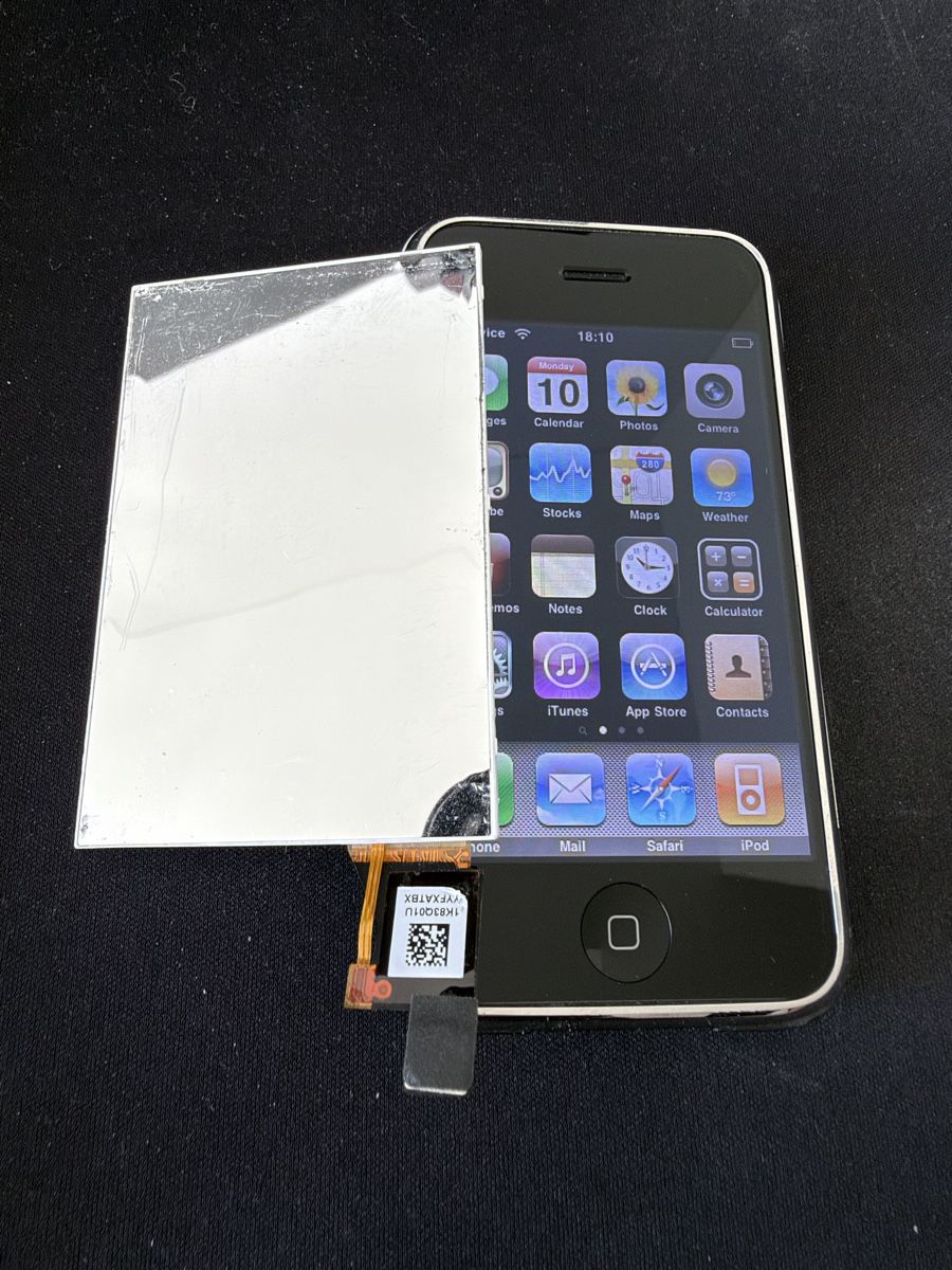 Apple Handys / Smartphones: Replacement screen for iPhone 2G (2007) – Neu (gemäss Beschreibung) aus Zürich von jankais3r 1