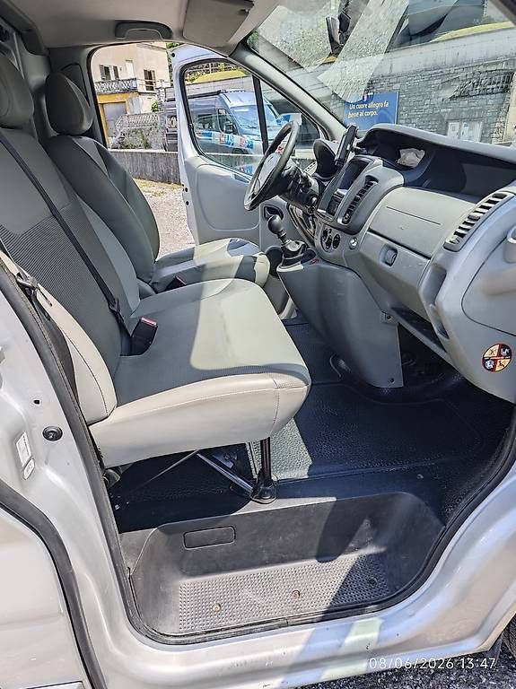 Veicoli commerciali: Renault trafic MFK 06.2026 – Usato da Taverne venduto da mar_v68c 3