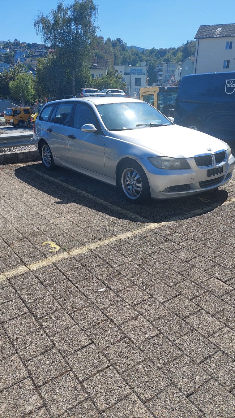 BMW Autos: BMW 320d Touring – D'occasion à Richterswil par Bamarai 2
