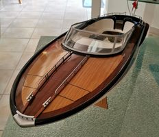 RC Modellschiff "Riva Rivarama 44" Scale 1/15 - NEUWERTIG!