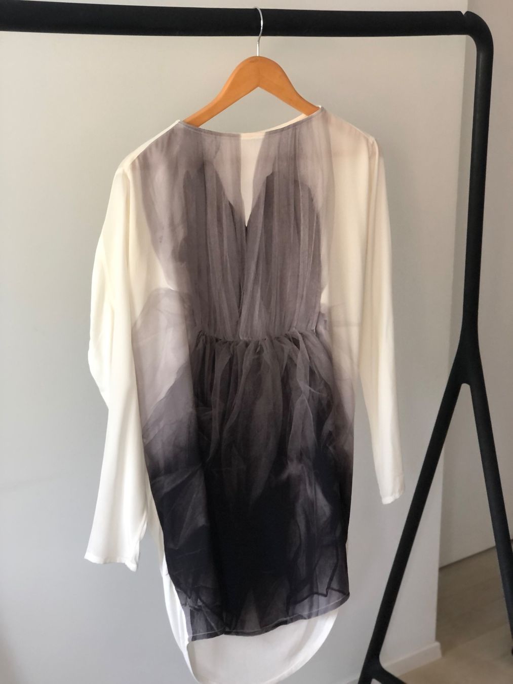 Vestiti: Eine Seidenkleid, Gr S. – Nuovo (secondo la descrizione) da Unterägeri venduto da Lerchemeerenge