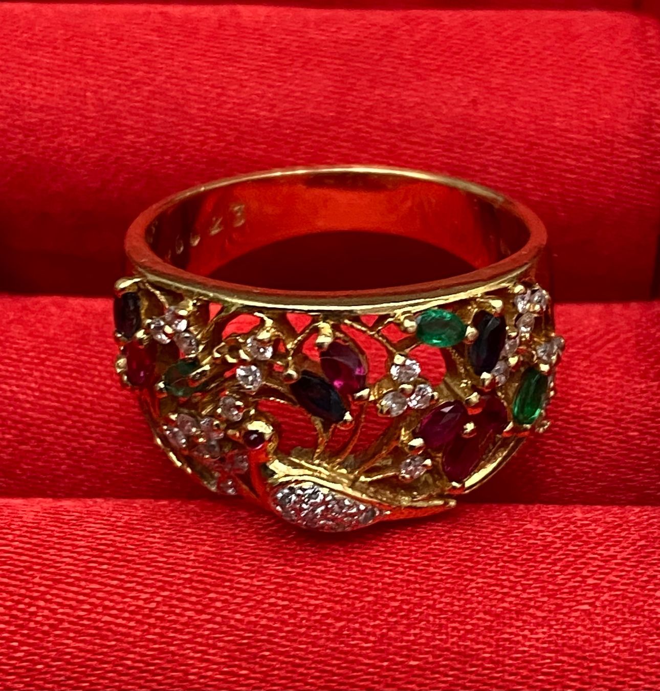 Anelli: Ring 18 K GG / div. Edelsteinen in Form eines Vogels – Usato da Wettingen venduto da taloo 1