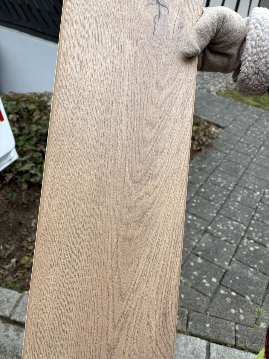 Rivestimenti per pavimenti: Laminat, Eiche natur, 11 Packungen, neu. – Nuovo e nell'imballaggio originale da Wil ZH venduto da Chinchinx 3
