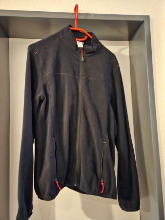 Neu: Fleecejacke - schwarz - Gr.44 (M)
