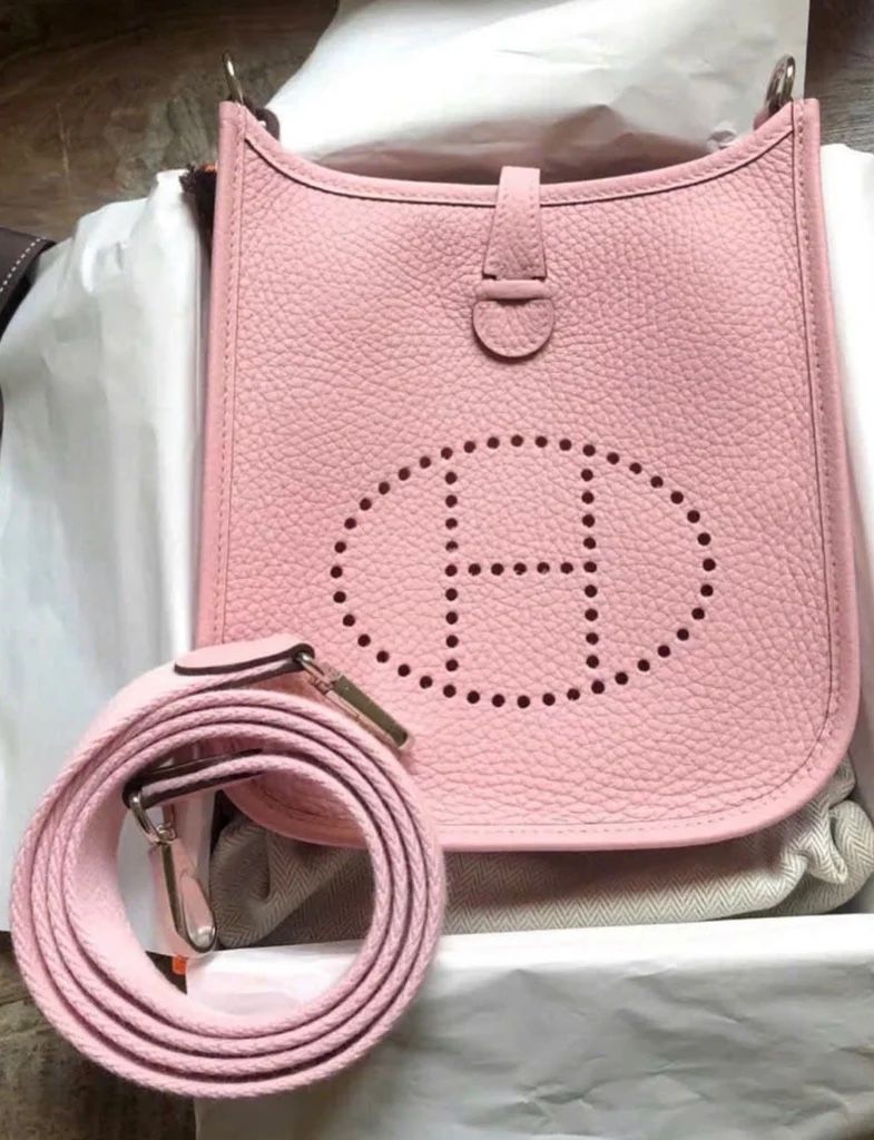 Hermès Borse da donna: New Hermes Evelyne TPM Rose Sakura – Nuovo e nell'imballaggio originale da Nyon venduto da My_wardrobe