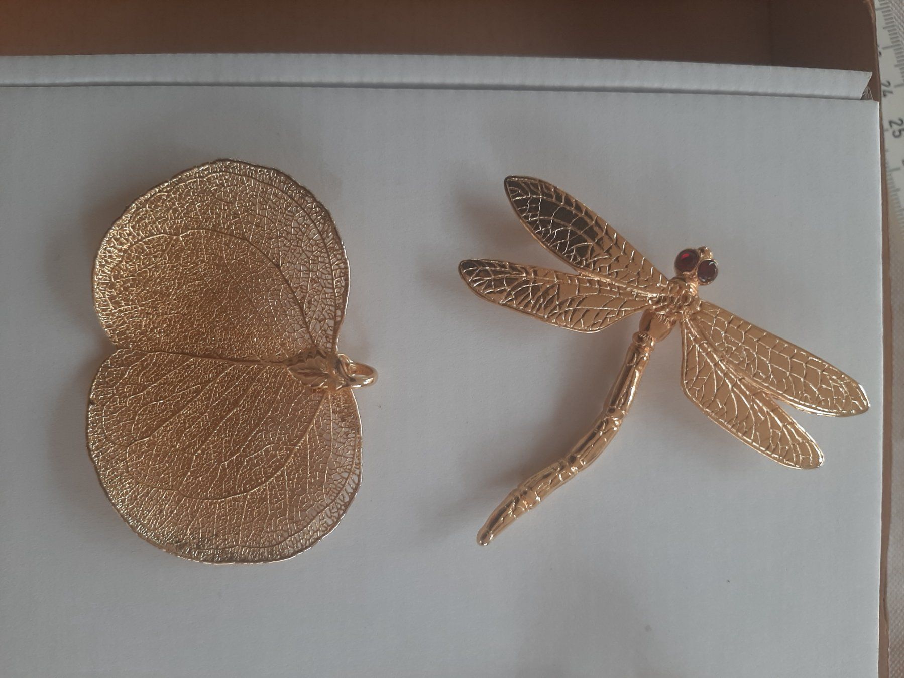 Autres bijoux: Modeschmuck Libelle und Blatt – D'occasion à Zürich par Mr.Dachboden