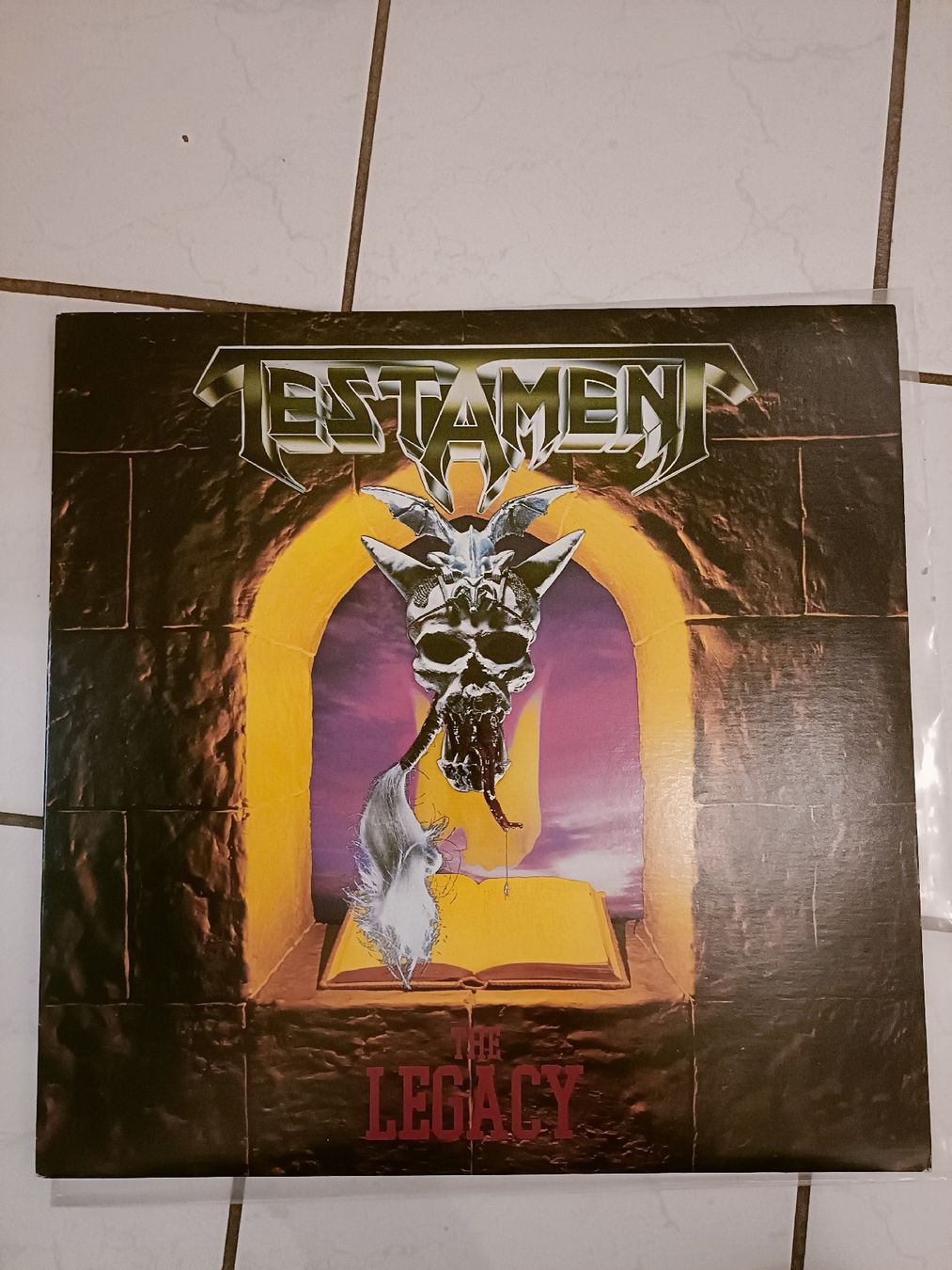 Dischi in vinile: TESTAMENT - The Legacy LP Metal – Usato da Luzern venduto da cryptonic79