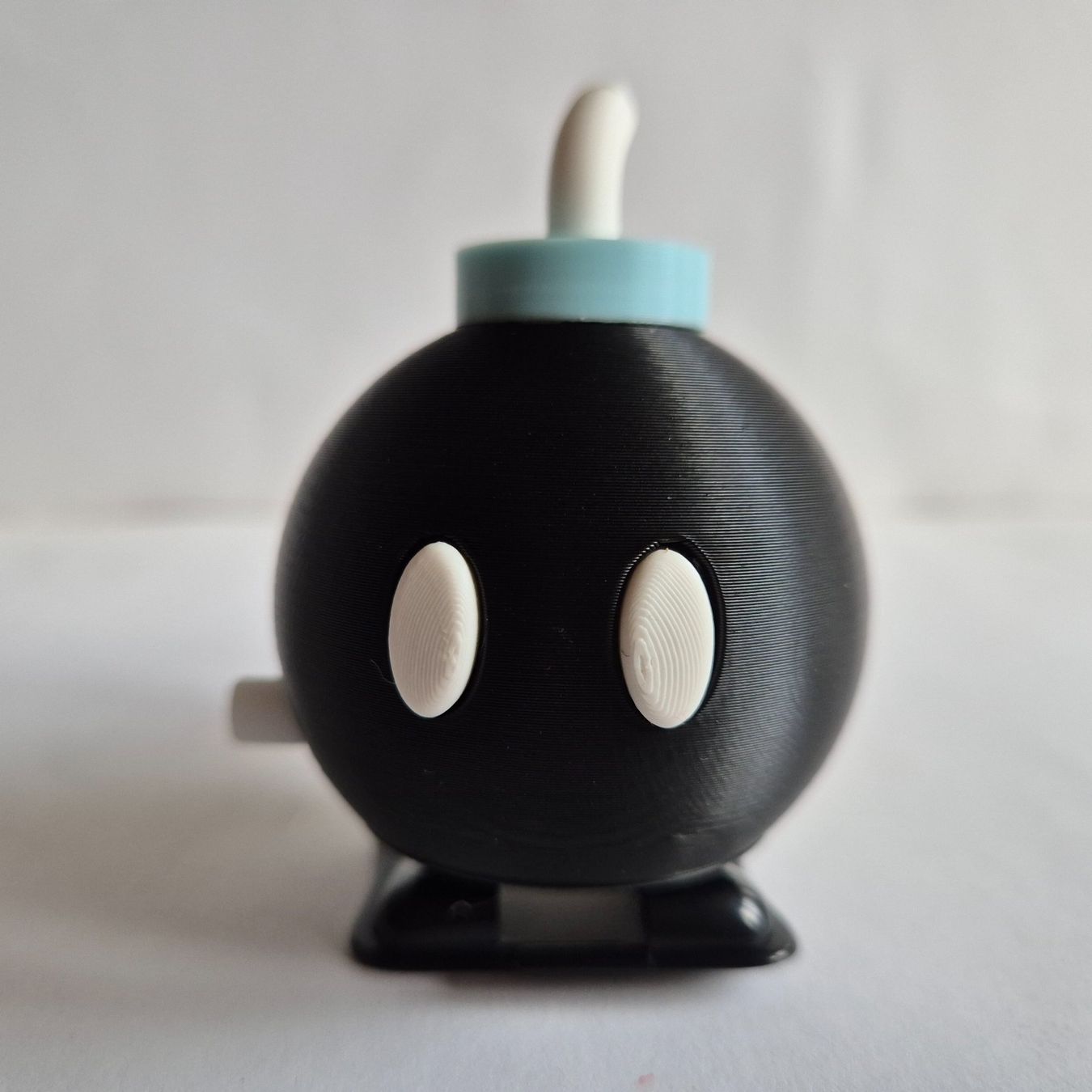 Nintendo Statuette: Bob-Omb Aufziehfigur - schwarz - MER – Nuovo (secondo la descrizione) da Zürich venduto da Mephisto87