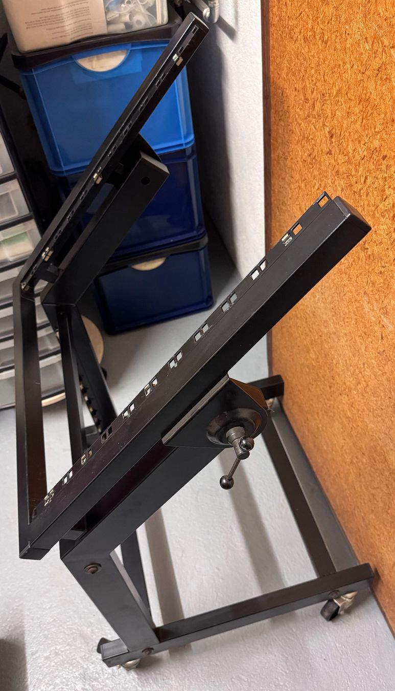 Sonstiges Zubehör: K&M 42020 Rack Wagen [21HE] – Gebraucht aus Unterengstringen von NOISE 1