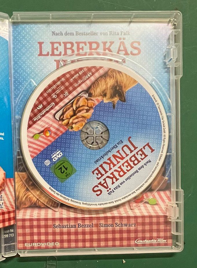 Tutti i DVDs: DVD: Ein Eberhoferkrimi LEBERKÄS JUNKIE – Nuovo (secondo la descrizione) da Frenkendorf venduto da Yard-Sale-2000 2