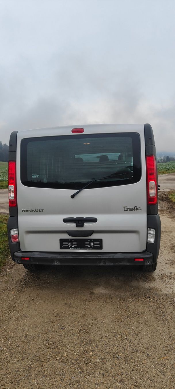 Renault Veicoli commerciali: Renault Trafic dCi115 - 2.0 Diesel – Usato da Neukirch an der Thur venduto da globi8385 4