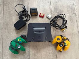 Nintendo 64 inkl. 2 Controller, 2 Memory Cards, Transfer Pak