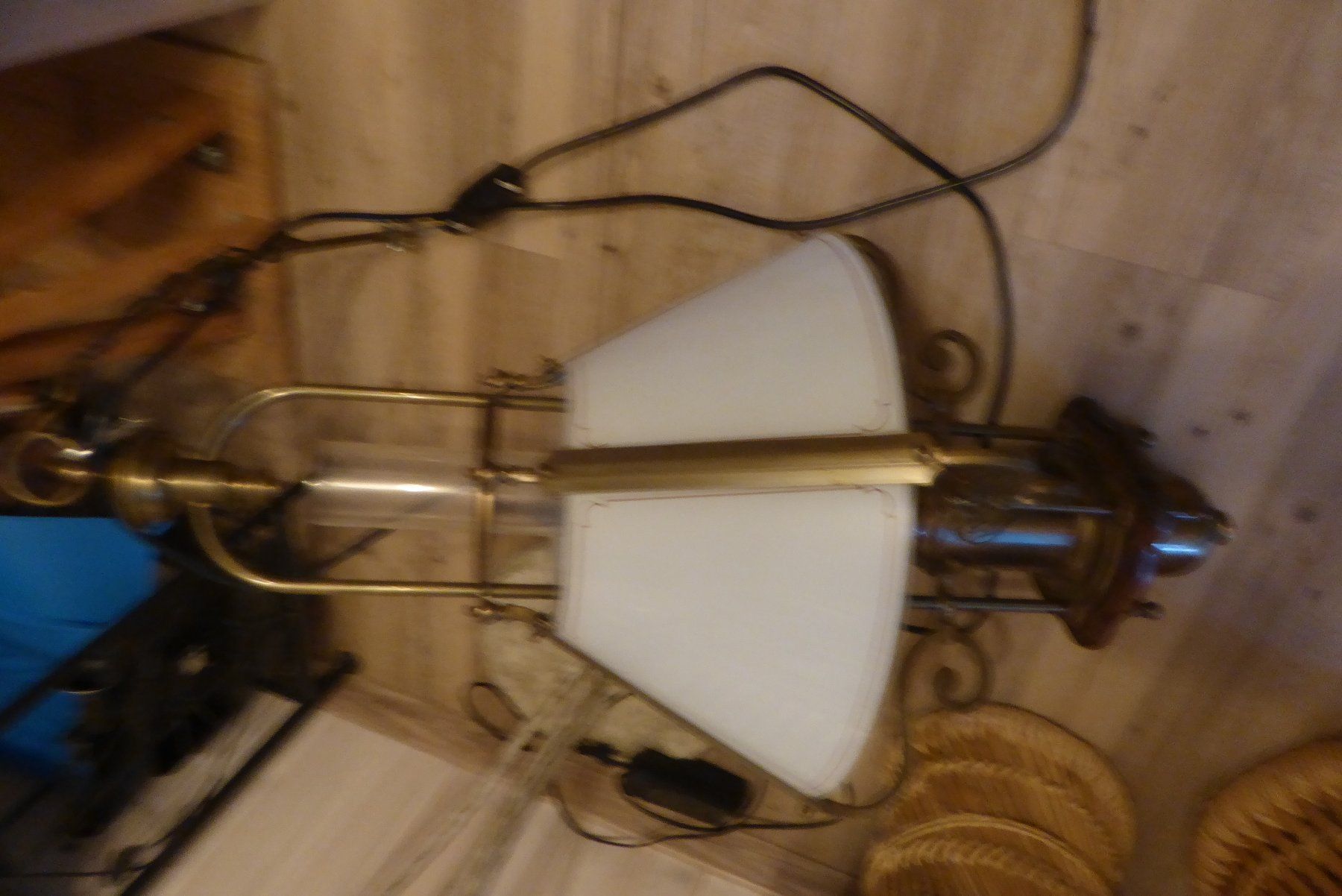 Lampade: Sehr schöne Alte Lampe – Usato da Sargans venduto da Benziner 4