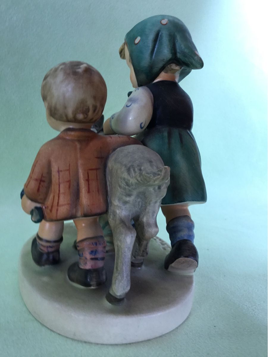 Hummel Statuette: Alte Hummel 3er Gruppe – Usato da St. Gallen venduto da chamilla 3