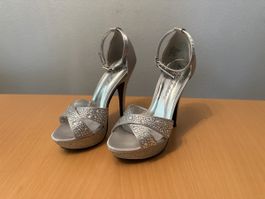 Absatzschuhe Grösse 36