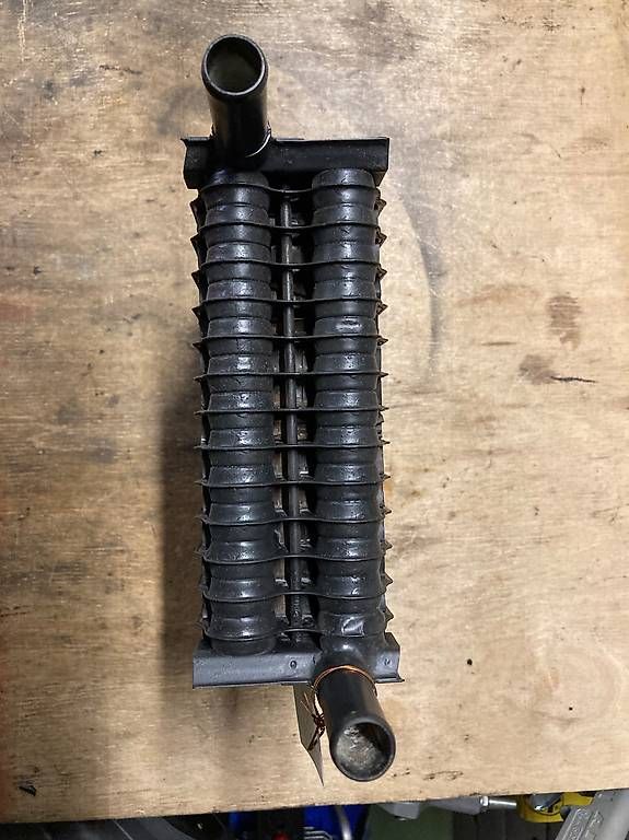 Radiatori: Ford Cortina Heizelement (11) – Usato da Eglisau venduto da Jetyves 1