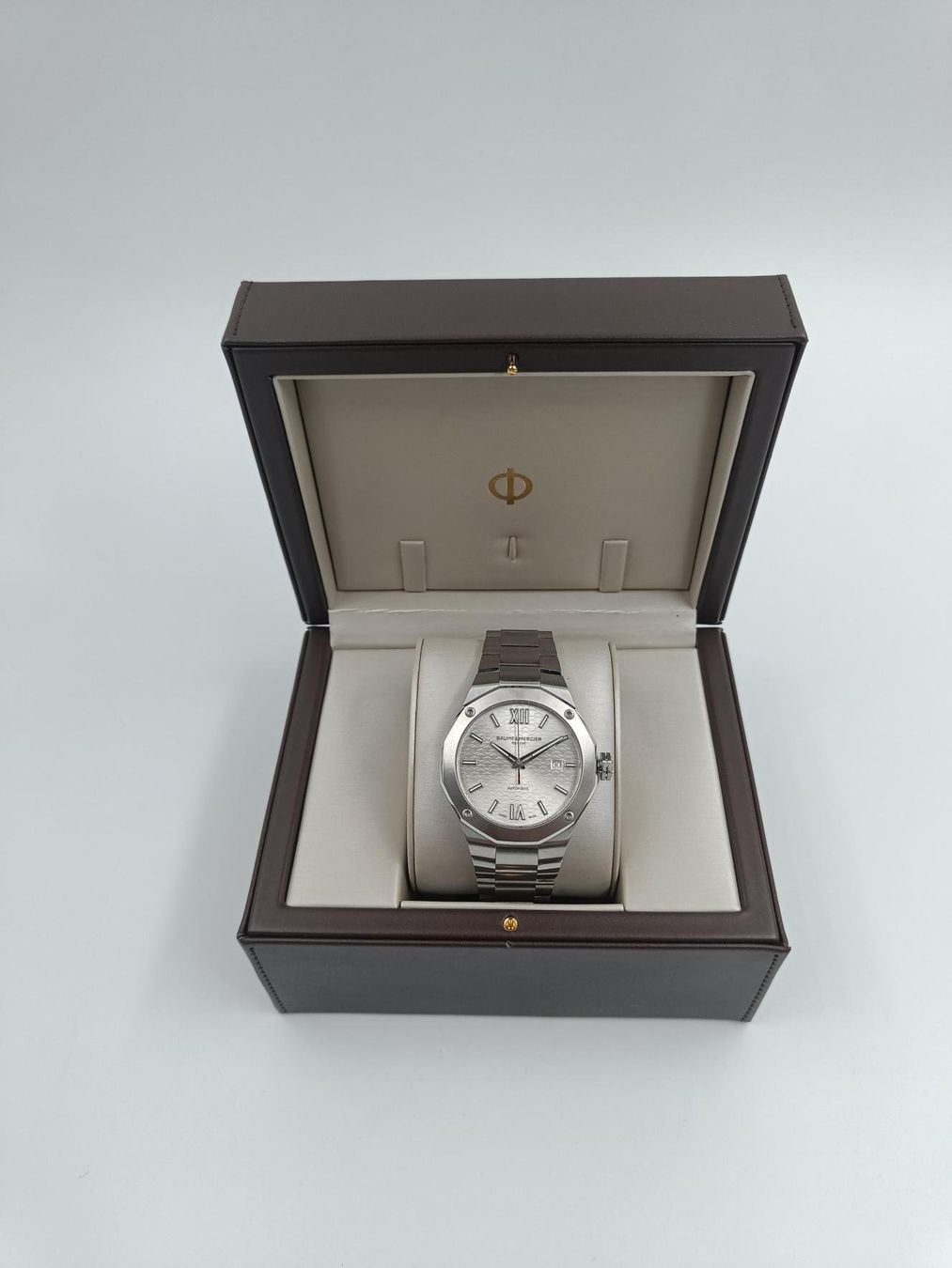 Baume & Mercier Uhren: BAUME & MERCIER " RIVIERA ", 42MM – Neu (gemäss Beschreibung) aus Luzern von EdiGem 2