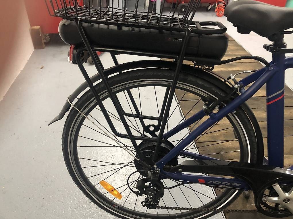 Biciclette: E Velo zu verkaufen  – Usato da Domat/Ems venduto da schrauber62 3