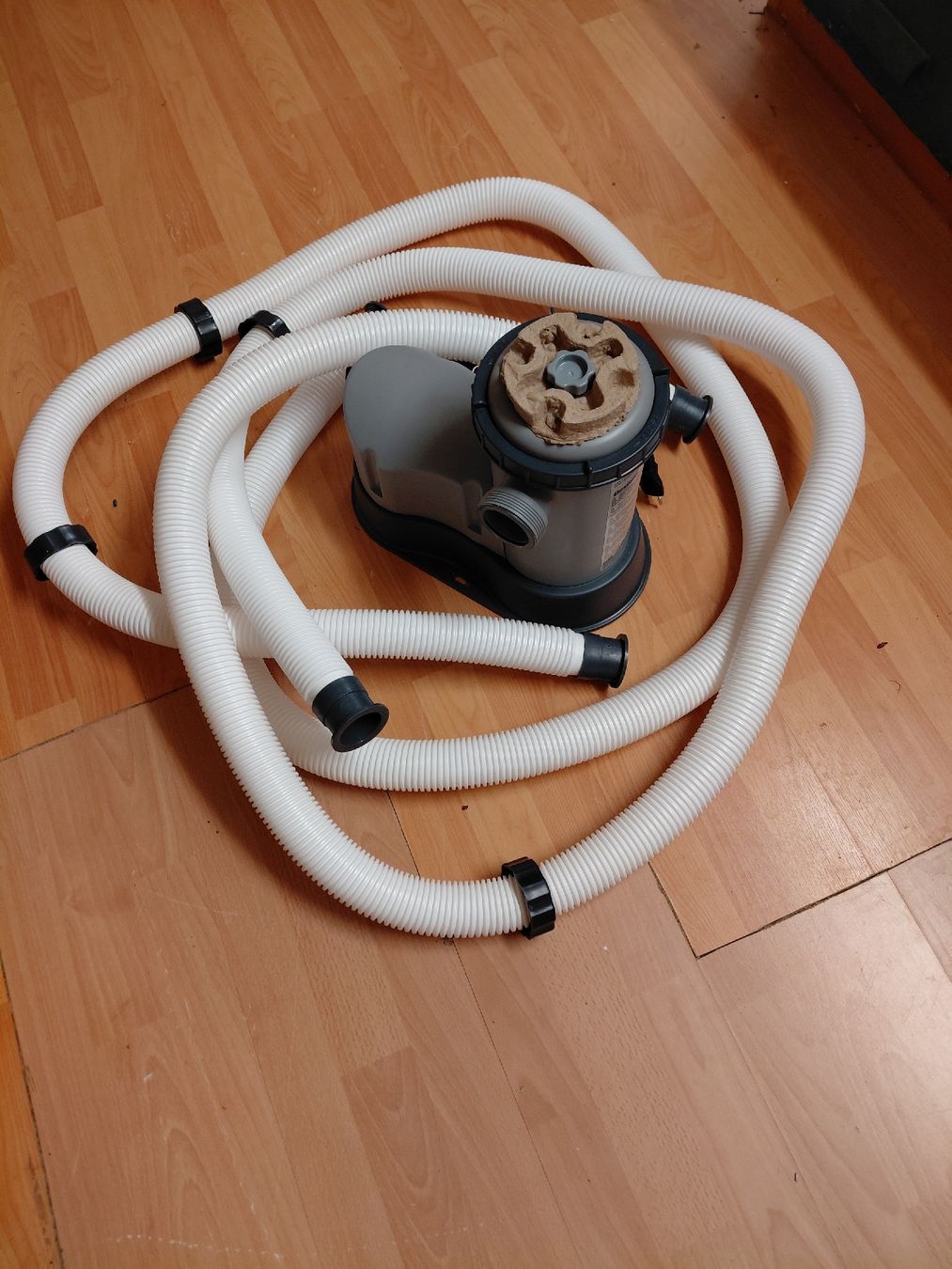Accessoires de piscine: Poolpumpe mit Filterkartusche – Neuf avec emballage d'origine à Dulliken par liv_b665 2