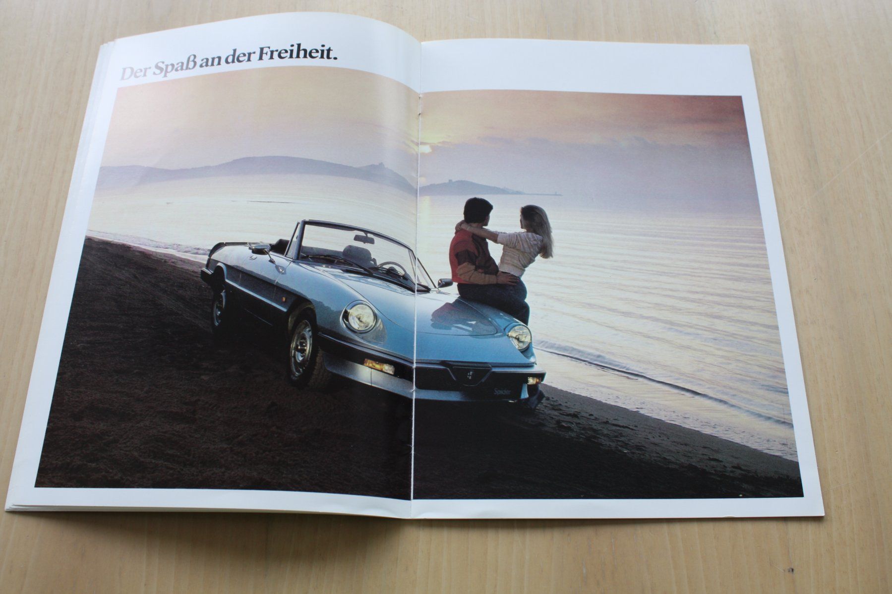 Alfa Romeo Documenti: Alfa Romeo Spider 1.6 & 2.0 Prospekt 1983 – Usato da Wikon venduto da erwin400 4