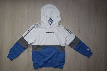 Pullover/ Sweatshirt/ Hoodie Champion  Gr. 134/140 Neu!