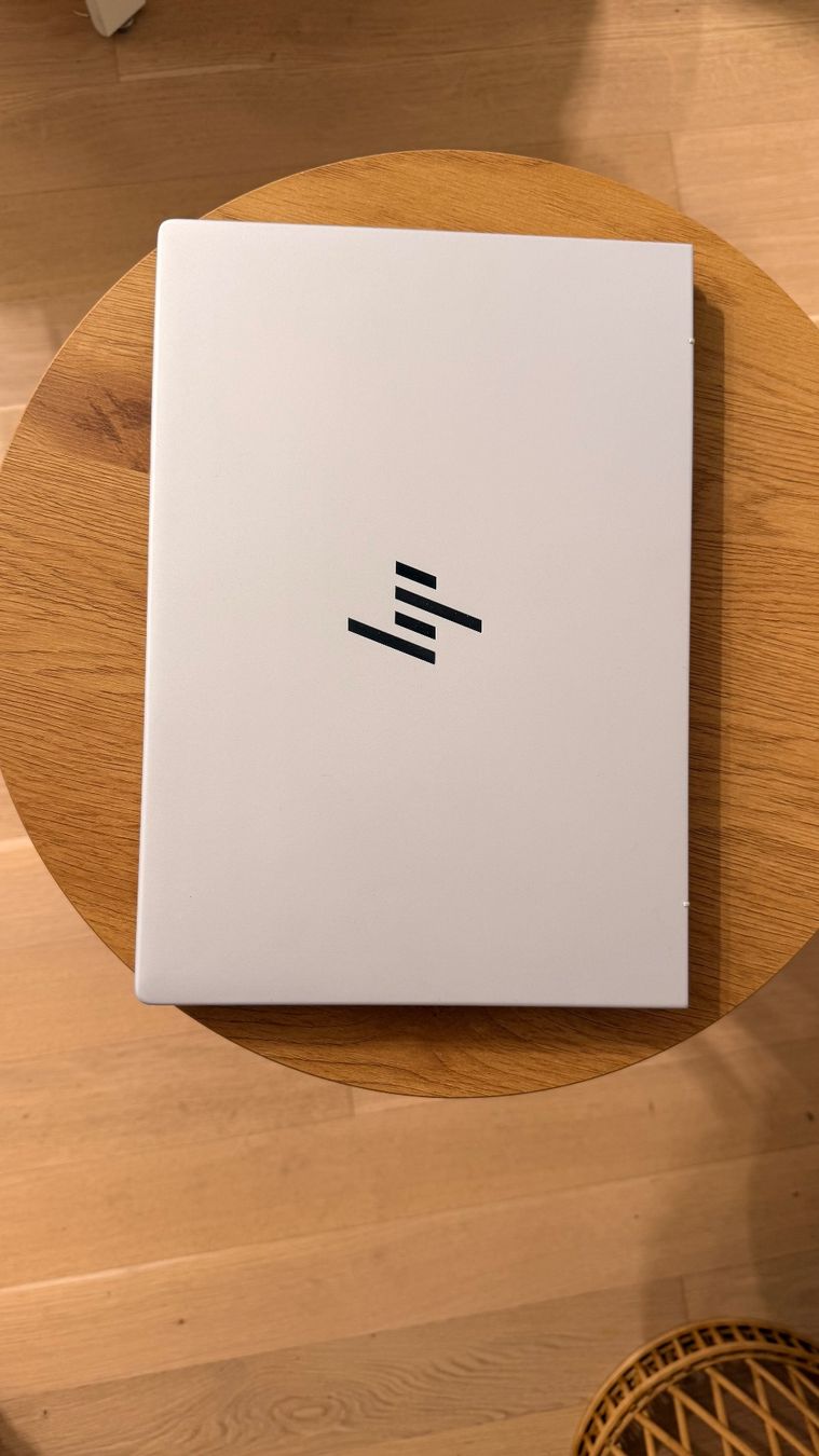 Hewlett Packard Notebook: HP EliteBook 1040 G11 – Nuovo (secondo la descrizione) da Zürich venduto da AI_Hof 4