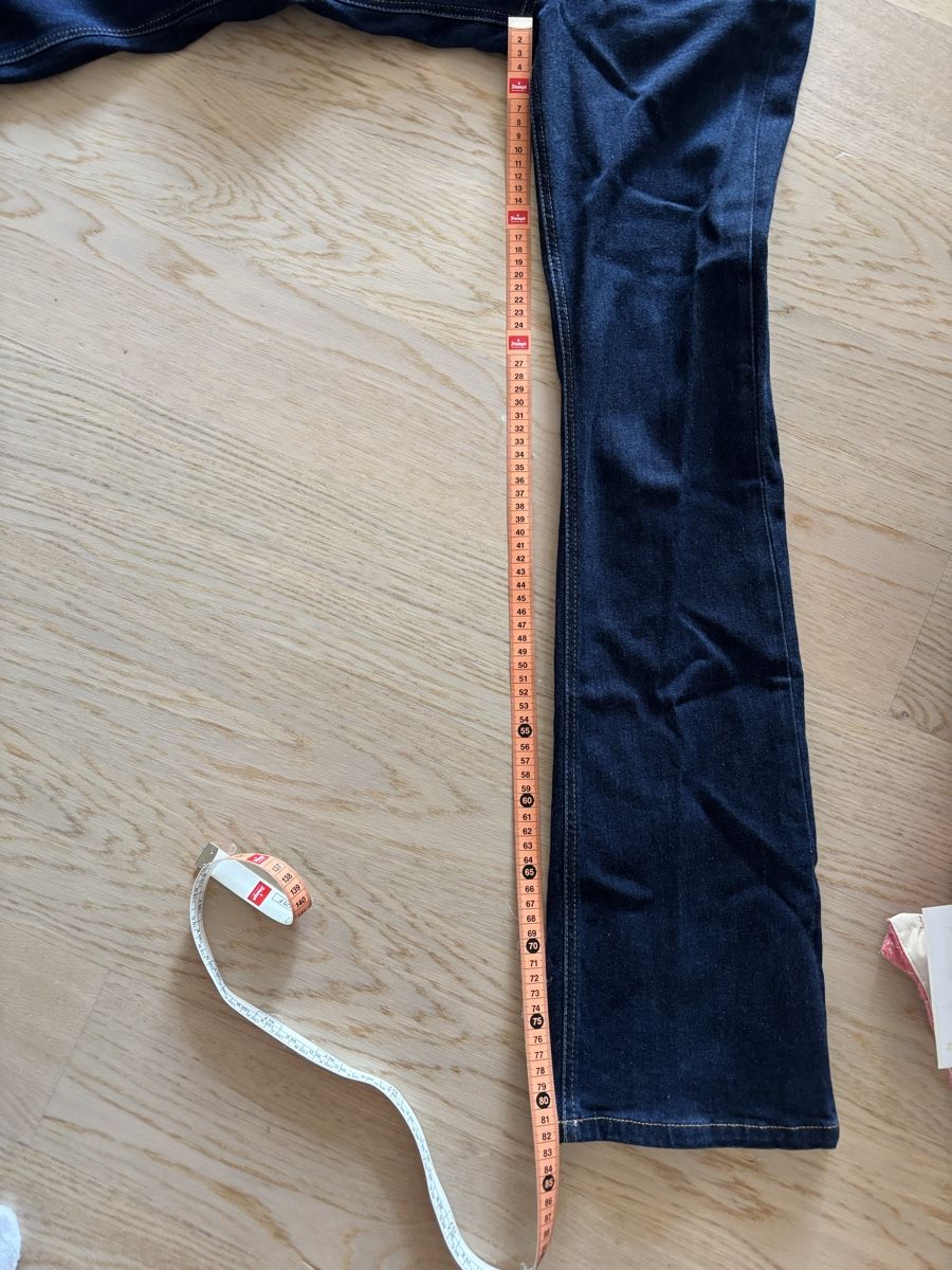 Zara Jeans: Zara Jeans – Nuovo (secondo la descrizione) da Rafz venduto da mar_j7dl 3