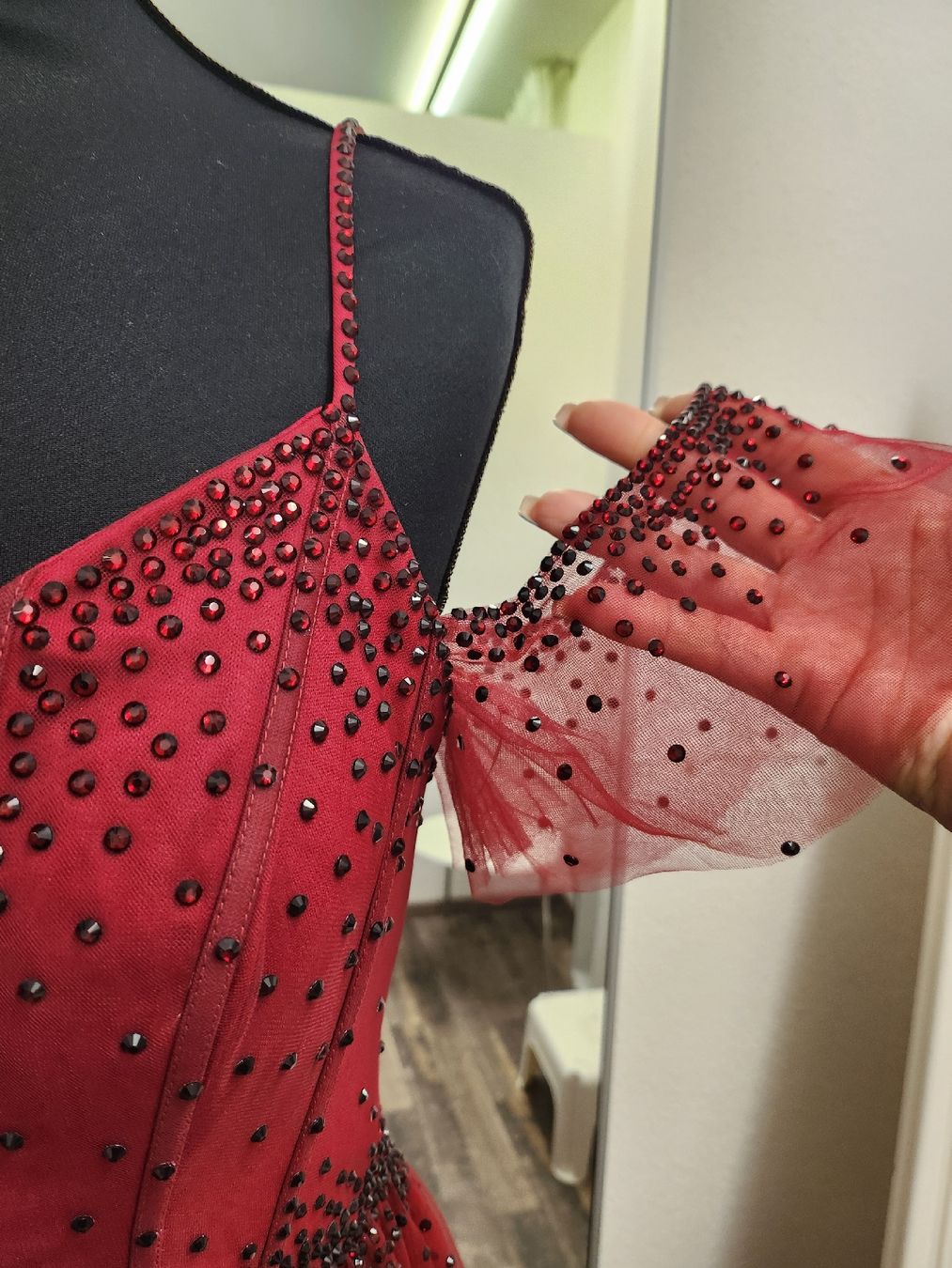 Vestiti: Dunklerot kleid – Nuovo (secondo la descrizione) da Uster venduto da VMT. 6
