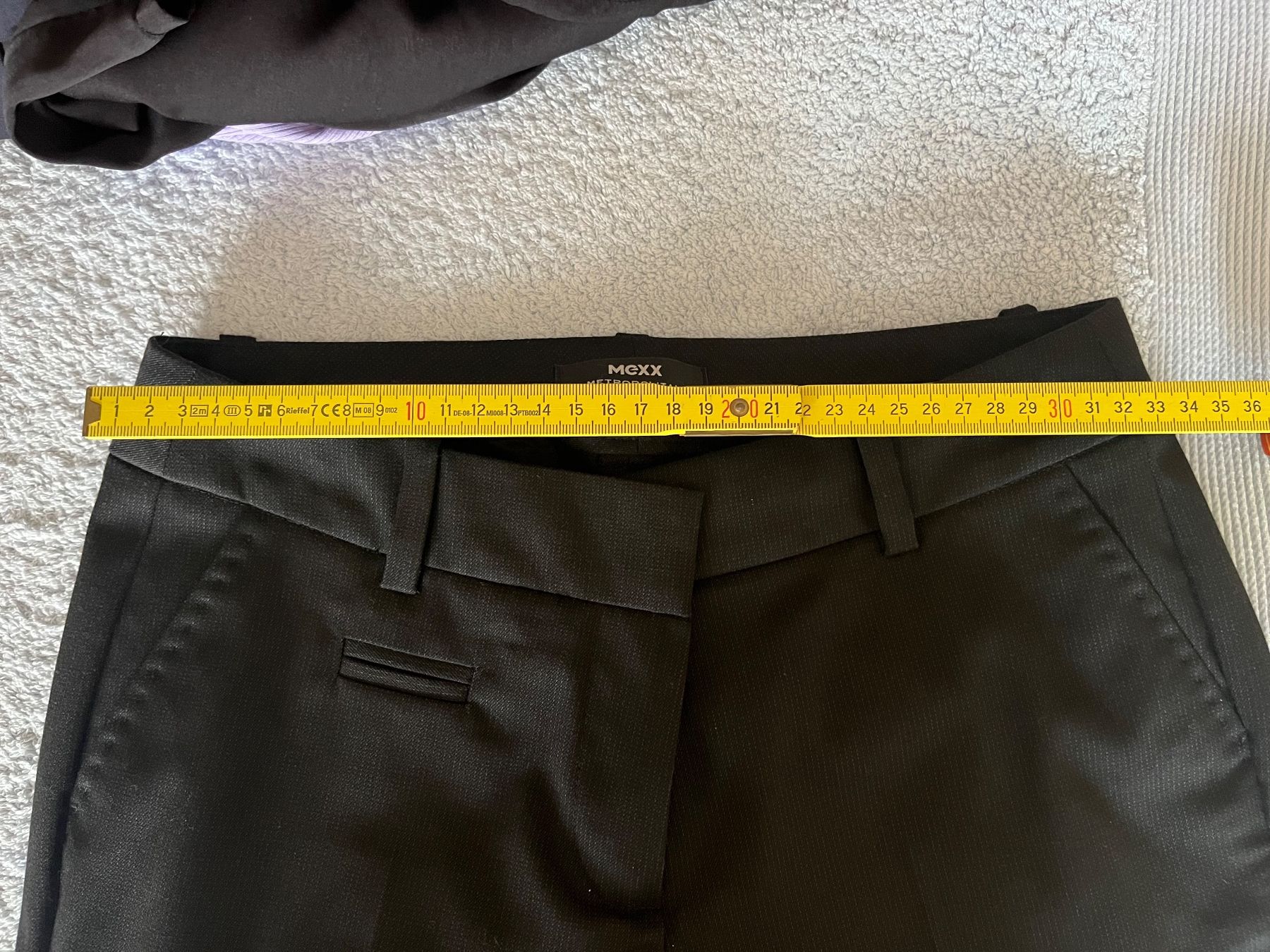 Mexx Pantaloni: Anzughose Mexx Gr. 32 – Usato da Appenzell venduto da Pontigui2007 1