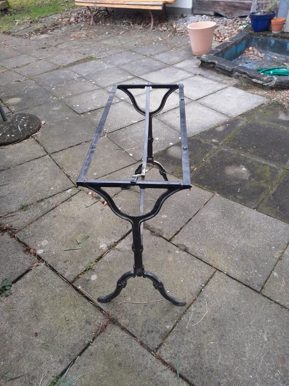Produktbild von Gastroyou Tischgestell Aus Gusseisen – Schwarz, Verziert, Retro, Mit Aluminium-Kreuzfuß – 71 Cm Hoch, Wetterfest – Für Gastronomie & Privat