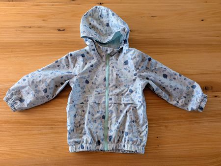 Kinderjacke Quechua mit Kapuze Grösse 96-102 cm 3-4 Jahre