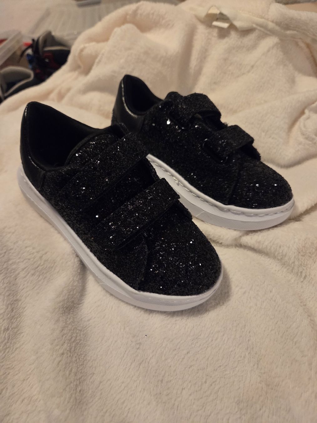 Scarpe per ragazze: Mädchen Schuhe Grösse 29 – Nuovo (secondo la descrizione) da Chur venduto da Lisamary