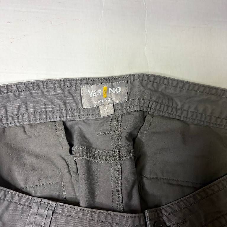 Pantaloni: Shorts cargo gris, S – Usato da Clarens venduto da N-Sol 4
