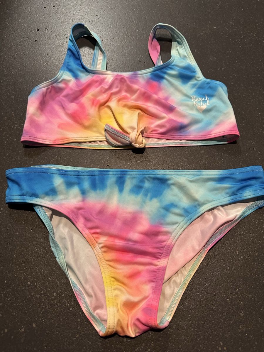 Badekleider & Bikinis: 3 Bikinis in Gr. 158/164 – Gebraucht aus Bolligen von Pixxie01 2