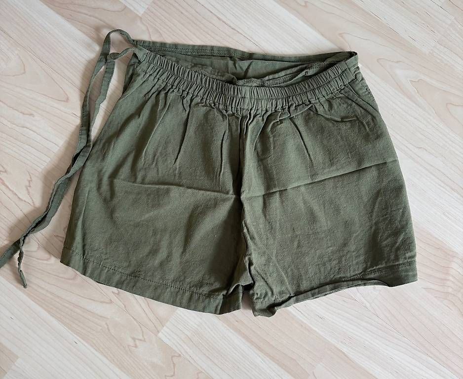 Pantaloni: Trendy Hosenrock (Skort) – Usato da Alterswilen venduto da lyd_dsn2