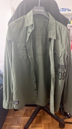 Camicia Patagonia verde militare, taglia M - Ottimo affare!