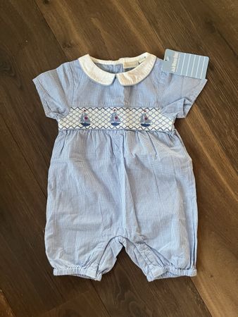 Jojo Maman Bébé Strampler. Nagelneu mit Etikett.