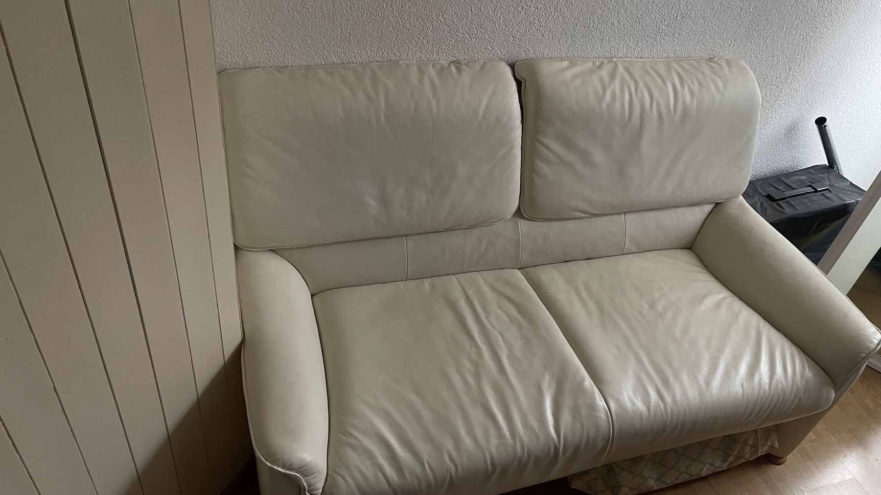 Divani: Laauser Echtleder Sofa Weiss Crème – Usato da Kägiswil venduto da asp_9cd9 4