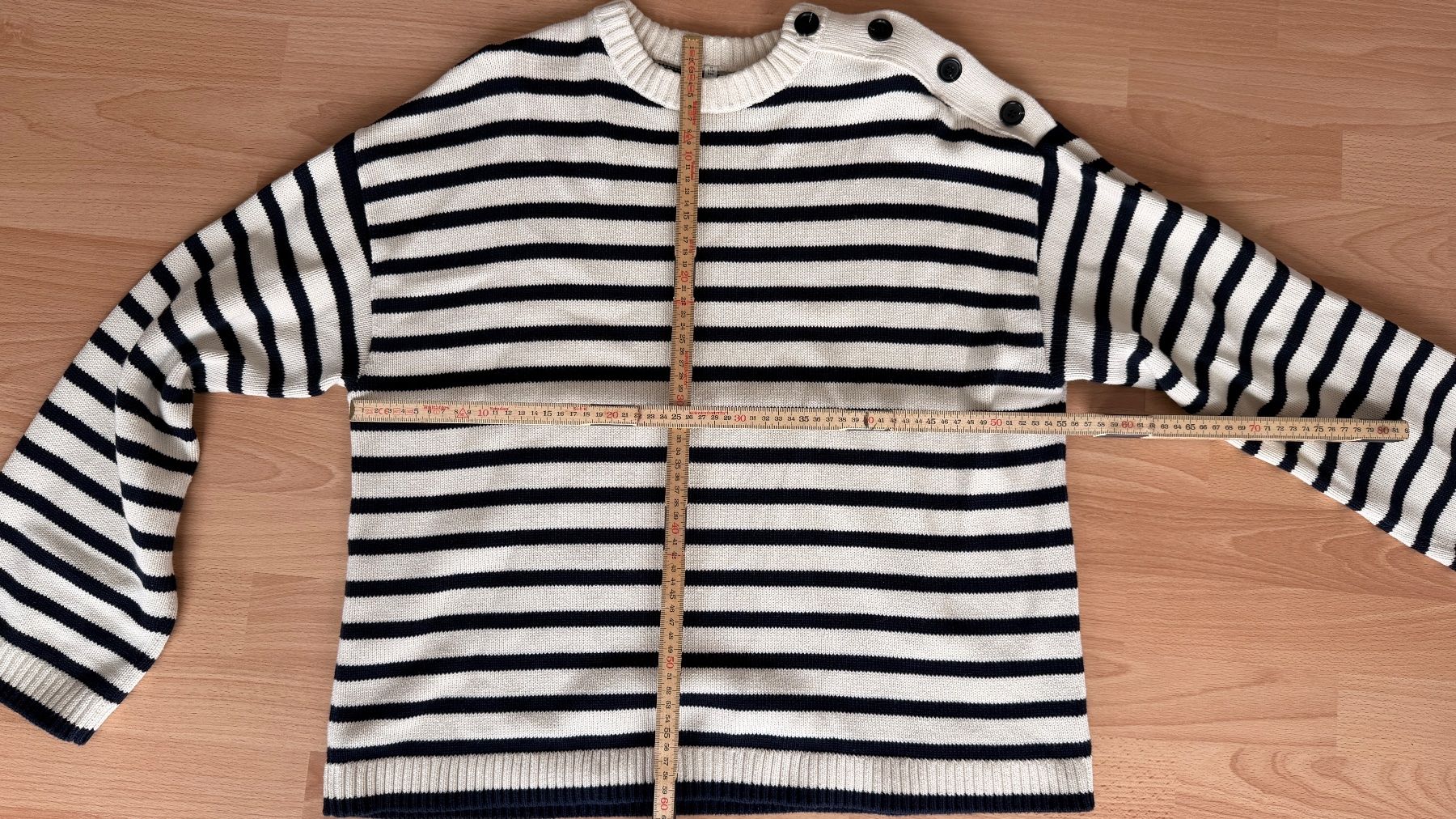 Arket Maglioni & Felpe: Pullover - ARKET Grösse M mit Streifen beige navy-schwarz – Usato da Winterthur venduto da Secondhand-Family 3