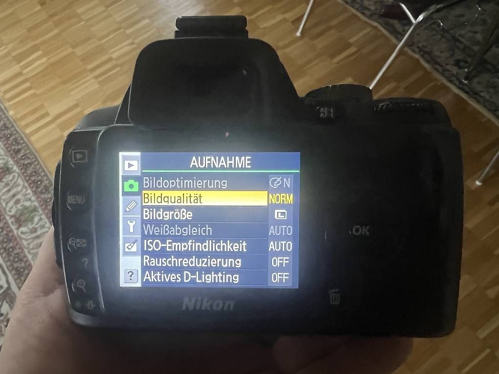 Nikon Fotocamera: Nikon D60 Spiegelreflexkamera mit Objektiv – Usato da Frenkendorf venduto da autodiscount4123 2