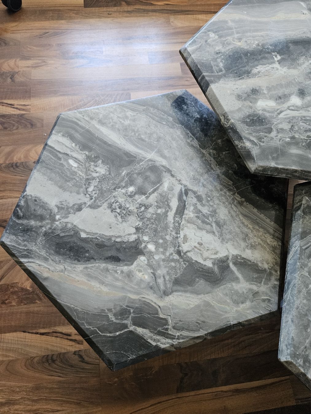 Tavoli: Satztische aus echtem Marmor Vintage  – Usato da Muttenz venduto da jeh_l5fx 1