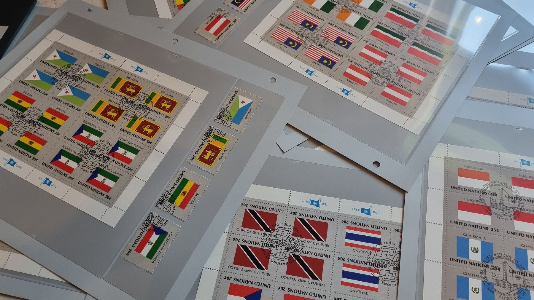 Tutti i francobolli: TOP SAMMLUNG: UN - MARKEN + BOGEN – Usato da Heimenschwand venduto da rog_p7h9 4