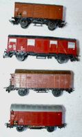 Lot de 4 wagons Marklin avec fin de convoi éclairé