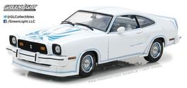FORD MUSTANG MACH II KING COBRA WEISS 1:18 GREENLIGHT