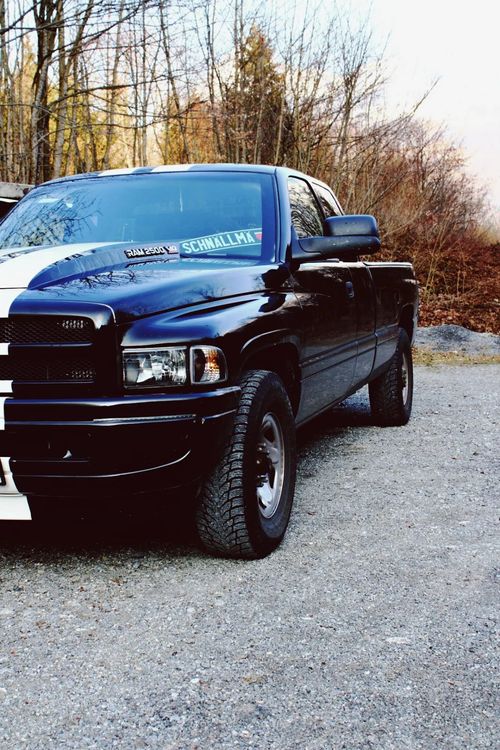 Dodge Automobili: Dodge Ram – Usato da Näfels venduto da jan_7cxd 2