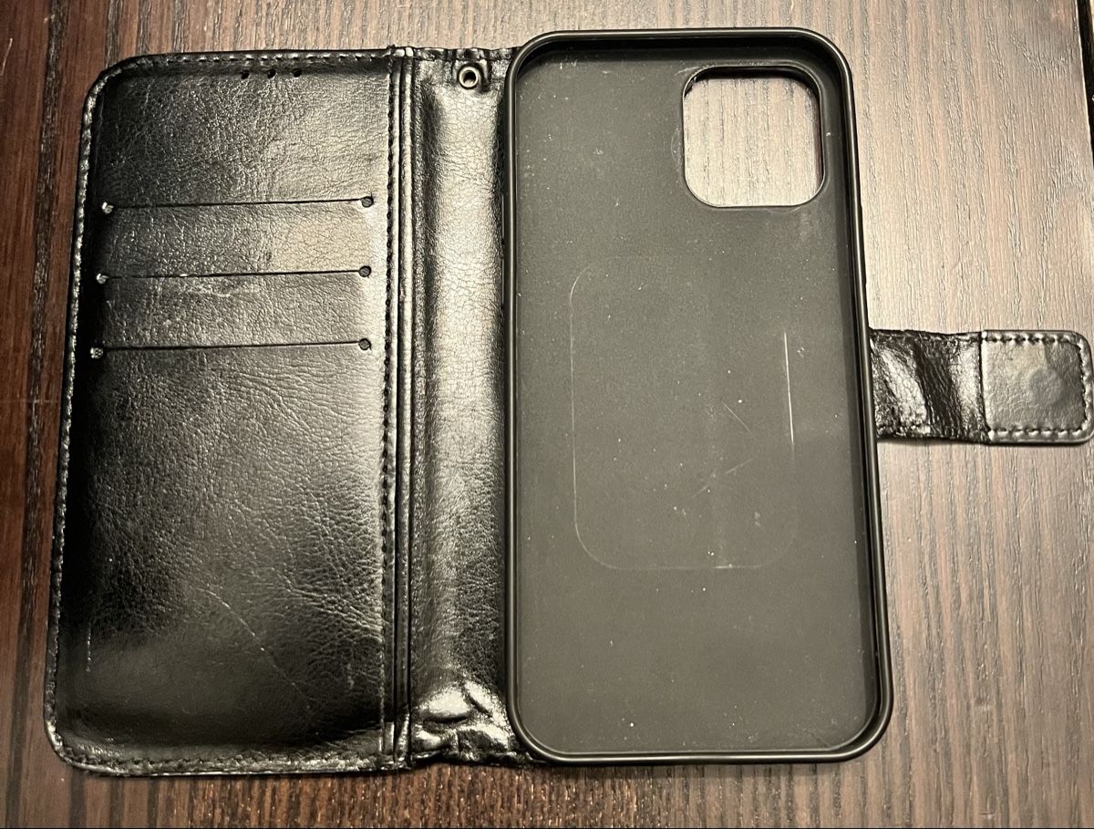 Cover & Protezioni schermo: Coque pour IPhone 12 – Usato da Fribourg venduto da Obiwan22 2