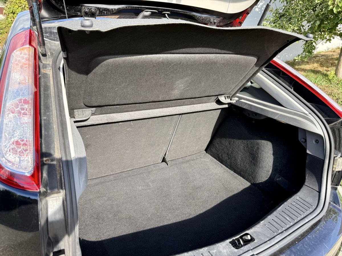 Ford Automobili: Ford Focus 1.6i (2010) – Usato da Zeiningen venduto da Eagleeye2 4