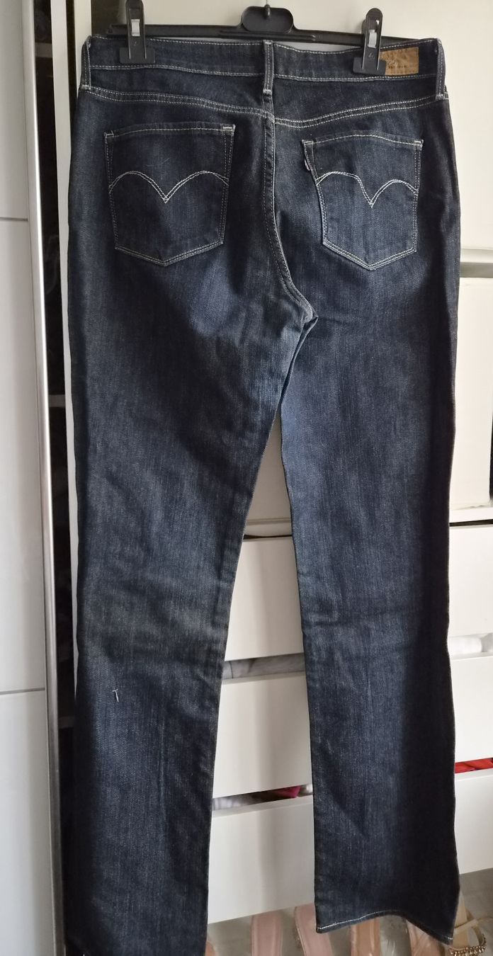 Levi's Jeans: Levis Grösse 31 Straight Leg – Usato da Frenkendorf venduto da Moon111 3